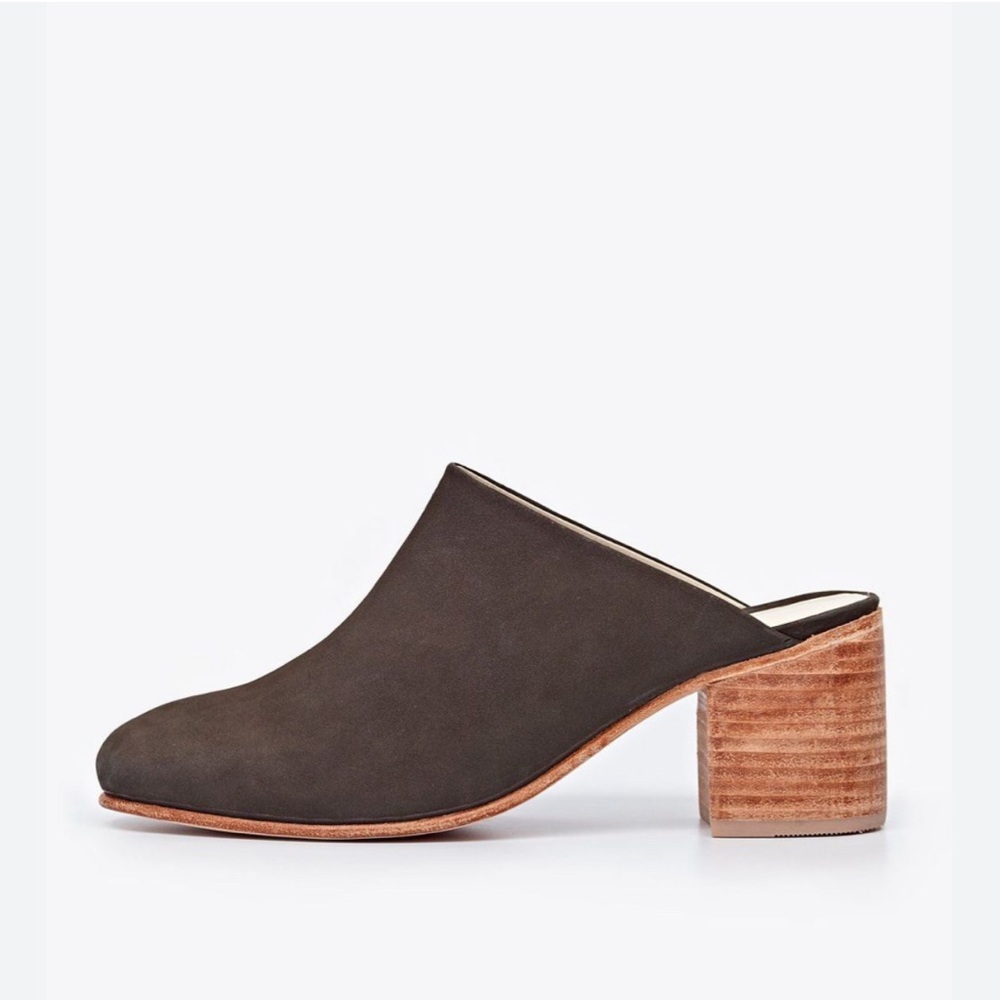 Nisolo Paloma Mule in Dark Olive Suede